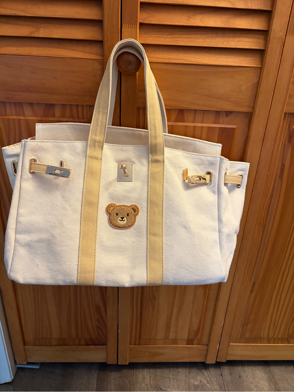 Canvas Tote Bag With Bear Patch In Cream